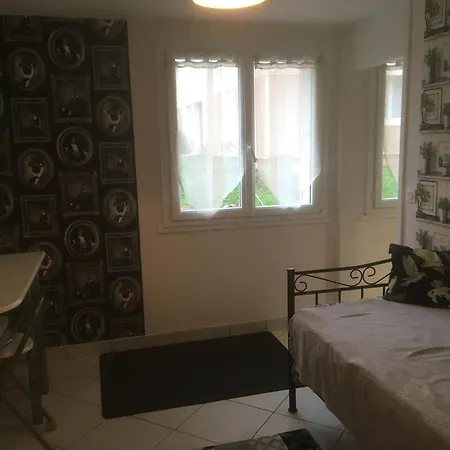 Apartmán 3 Lits Parking Proche Rouen Dock *